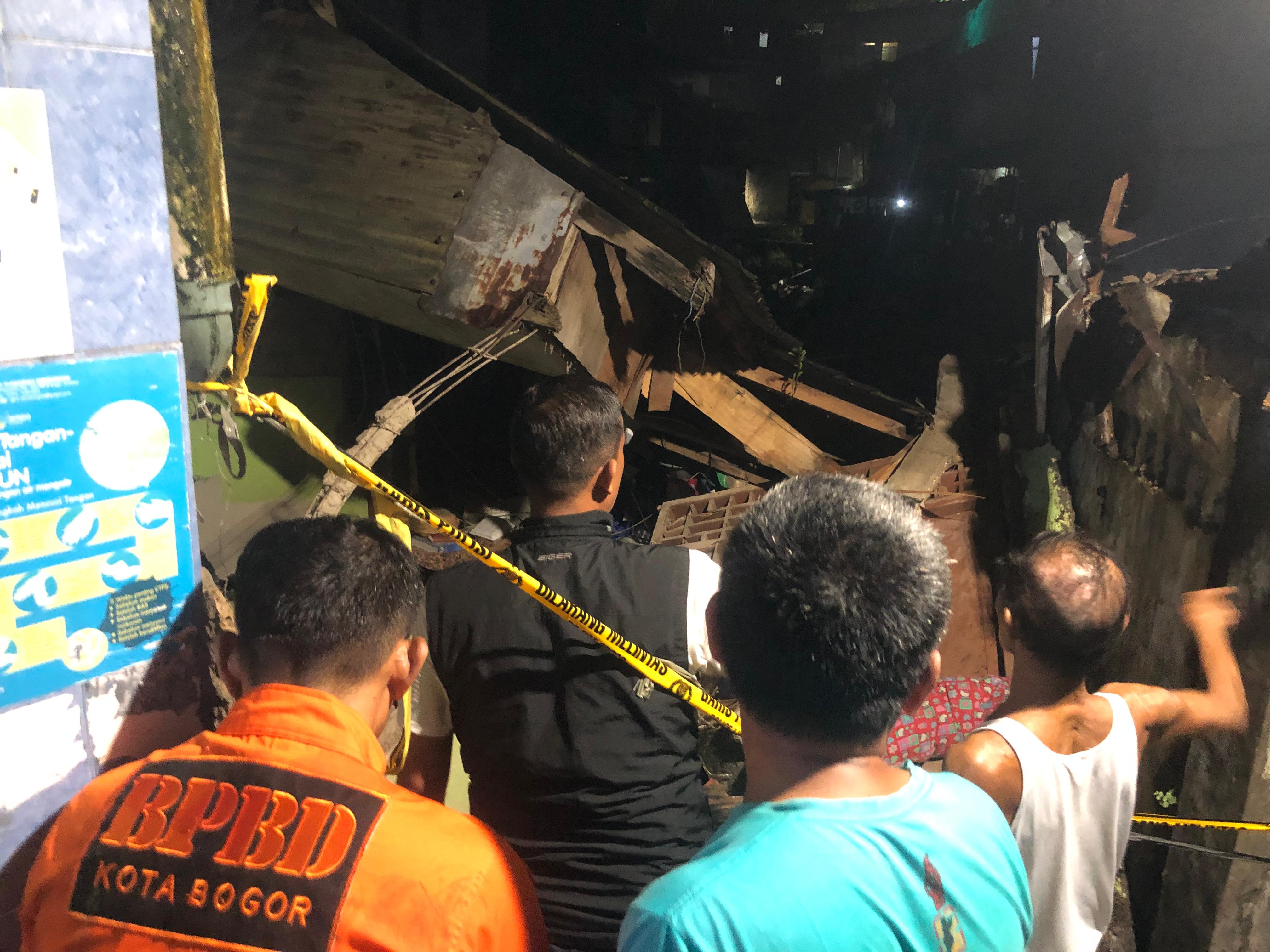 Rumah di Gondongan Ambruk Terseret Longsor, 1 Orang Terluka