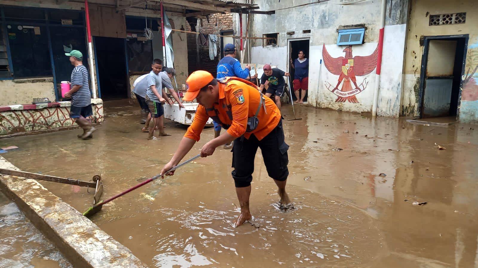 31 RT Terendam Banjir dengan Ketinggian Hampir 2 Meter, BPBD Laporkan Nihil Pengungsi