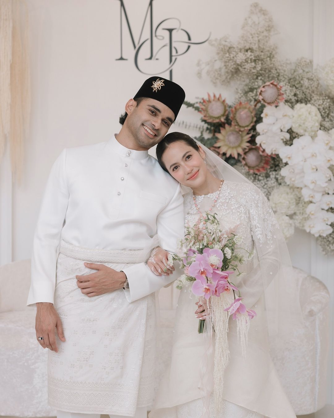 Pevita Pearce Resmi Menikah dengan Mirzan Meer, Keenan Pearce Unggah Surat Wasiat Ayah yang Berisi Doa