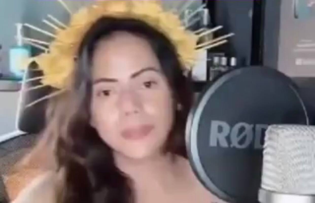 Viral! Fransiska Sari, Waria Asal Bali Ini Lecehkan Wanita Berkerudung saat Live TikTok