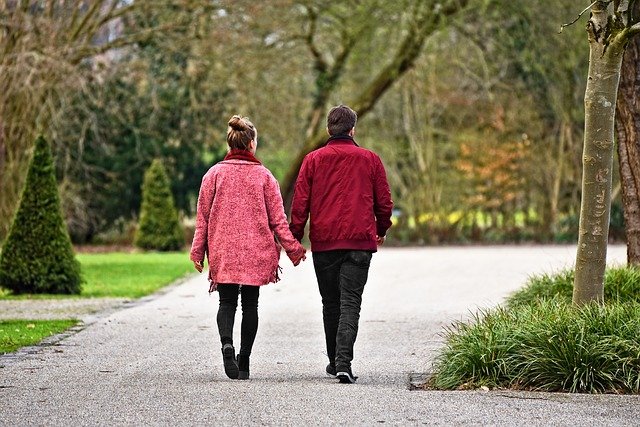 Manfaat Berjalan Kaki Setiap Hari: Turunkan Risiko Penyakit Jantung