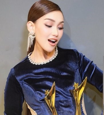 Ayu Ting Ting Borong Tiga Penghargaan di Anugerah Dangdut Indonesia 2024