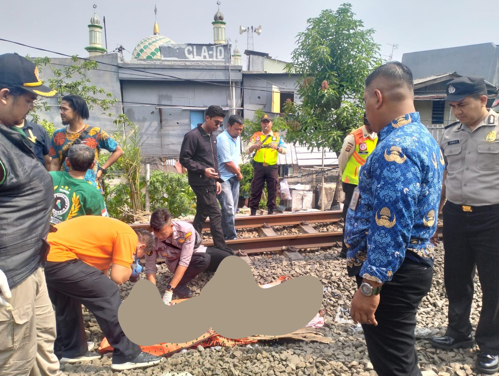 Tawuran Remaja di Duren Sawit, 1 Tewas Ketabrak Kereta