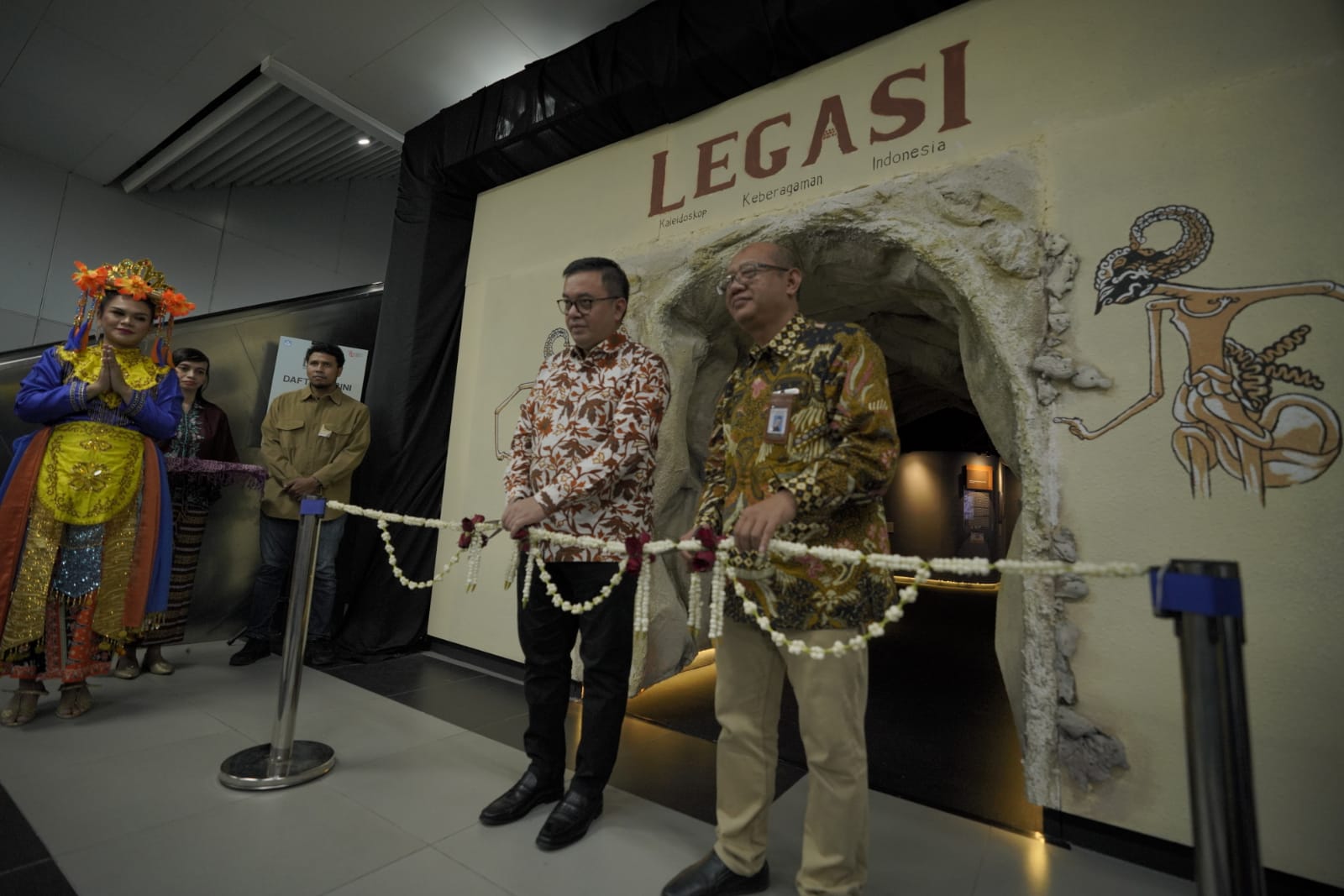 Peringati HUT ke-79 RI, Kemdikbudristek Gelar Pameran LEGASI di Stasiun MRT Bundaran HI