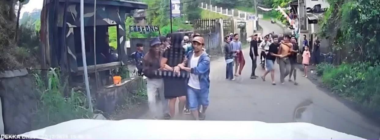 Viral! Seorang Wanita Hamil Jadi Korban Pengeroyokan di Jalur Alternatif Puncak Bogor