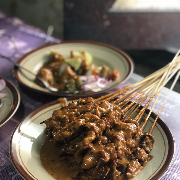 Sate Ayam Ponorogo Pak Mangun, Kelezatan Kuliner Nusantara Penggoda Lidah
