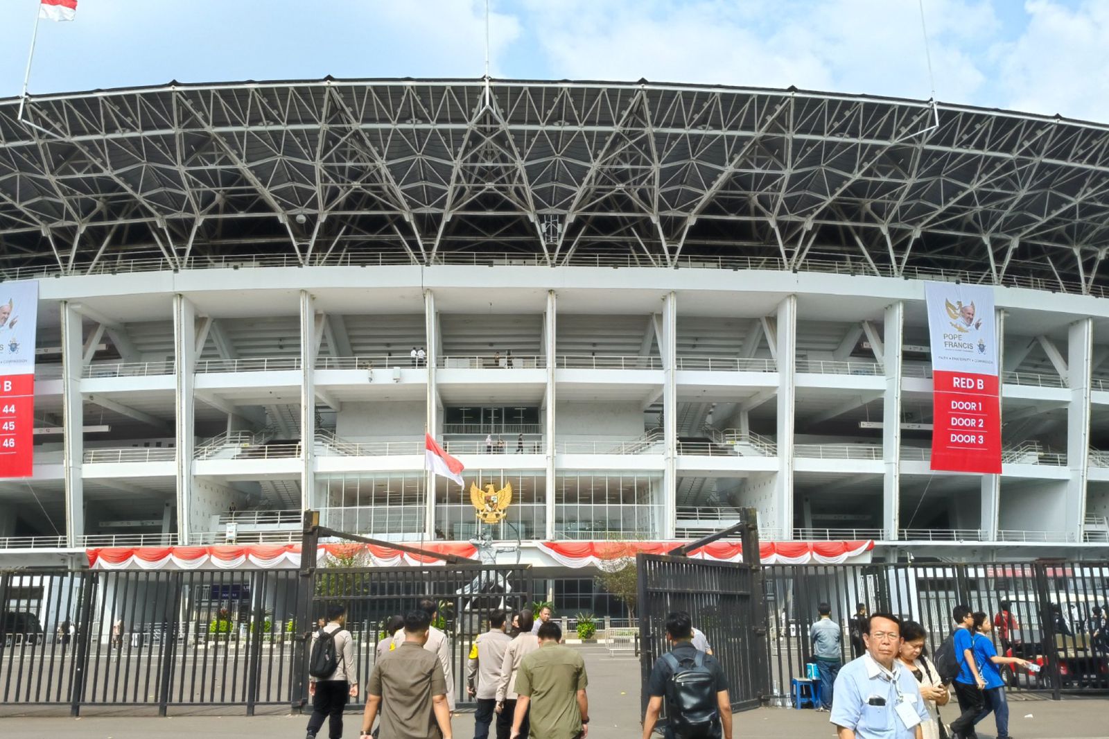 2.355 Aparat Gabungan Dikerahkan untuk Pengamanan Laga Indonesia vs Australia di GBK