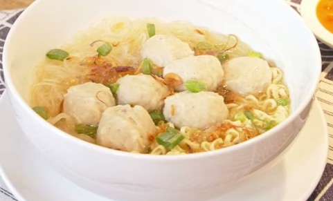 Resep Bakso Ayam ala Martin Praja yang Kenyal dan Gurih untuk Hidangan Spesial di Rumah