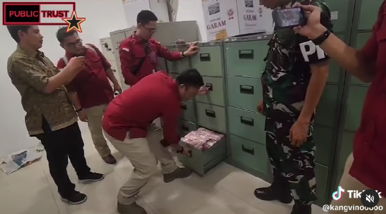 Viral Video Penggeledahan Ruang Stafsus Eks Menkominfo Budi Arie, Kapuspenkum Beri Penjelasan Begini 