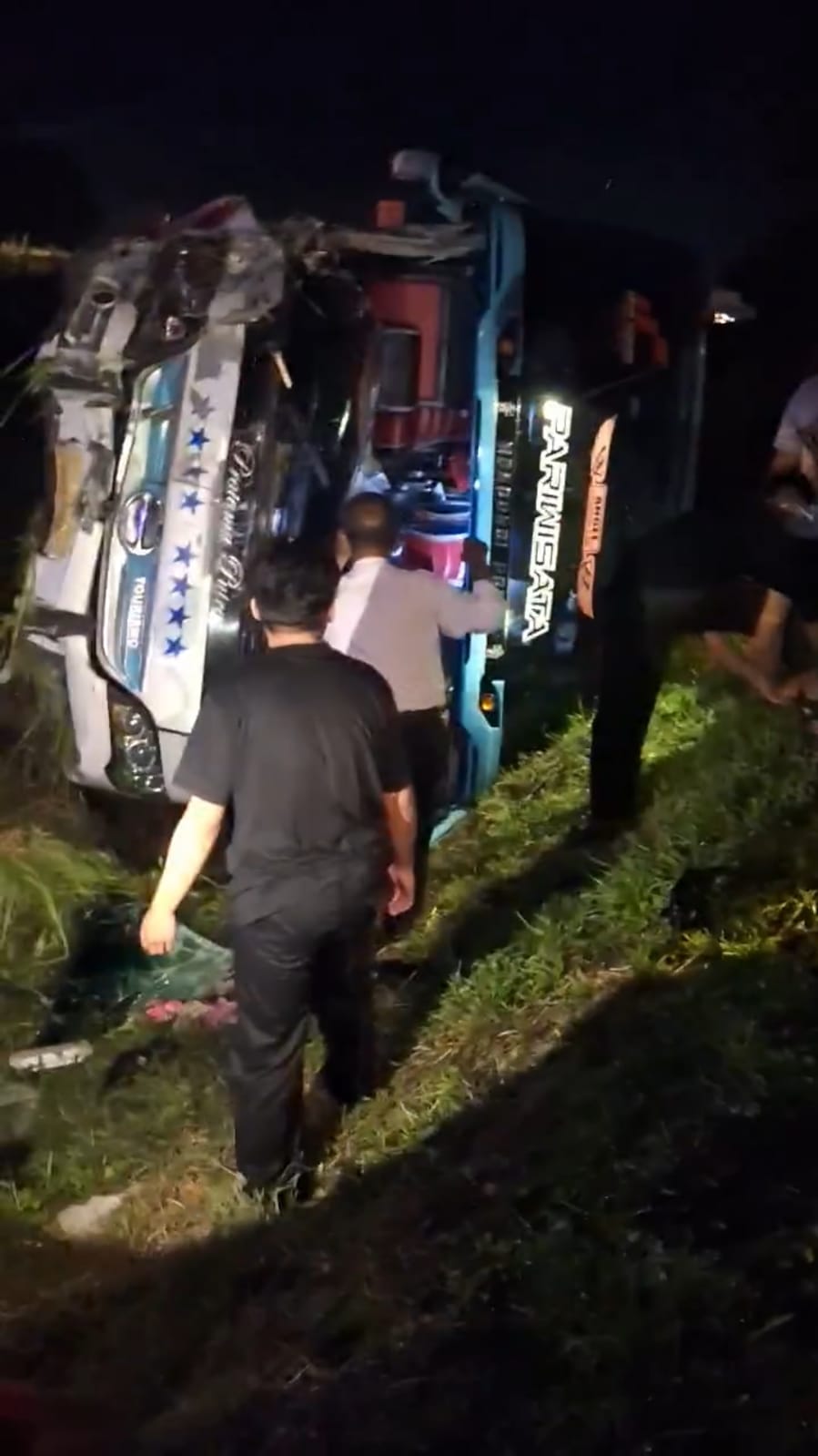 Bus Rombongan Pelajar SMAN 1 Sidoarjo Kecelakaan di Tol Ngawi, 2 Korban Tewas Belasan Luka-Luka