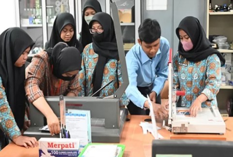 8 Jurusan SMK yang Cepat Dapat Kerja dan Bergaji Tinggi: Saatnya Menuju Masa Depan Gemilang