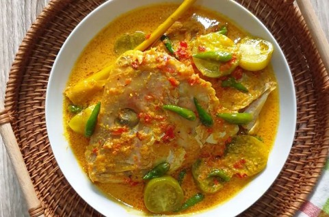 Resep Gulai Kepala Ikan Kakap: Perpaduan dari Sensasi Lezat Gurih dan Kaya Nutrisi