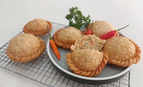 Resep Pastel Ufo Isi Ayam yang Lezat dan Renyah, Cocok untuk Camilan Keluarga dan Acara Spesial