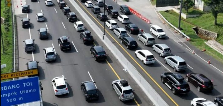 Contraflow dan Ganjil Genap Masih Berlaku di Ruas Tol Jakarta-Cikampek