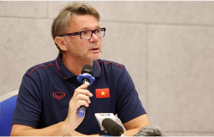 Pelatih Timnas Vietnam Philippe Troussier Resmi Dipecat Usai Kalah dari Indonesia 3-0