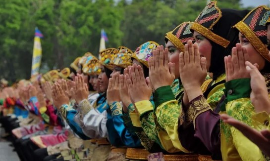 Generasi Muda Berperan Penting Dalam Pelestarian Budaya Indonesia, Ini 2 Cara Ampuhnya