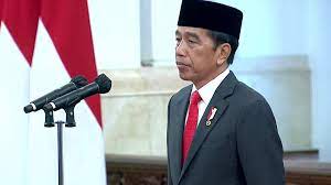 Cara Unik Jokowi Tunjukkan Pasal 299 UU Tentang Pemilu, Intinya Berkampanye adalah Hak Presiden!