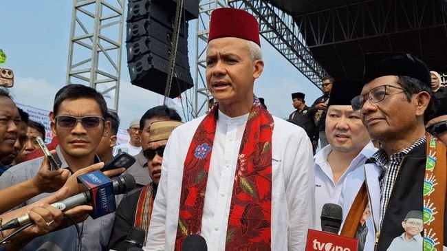 Jokowi Bertemu Prabowo dan Airlangga, Ganjar Pranowo Soroti Integritas Pemimpin hingga Etika Politik