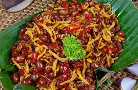 Resep Sambal Teri Kacang Renyah Tahan Lama untuk Stok Lauk, Bikin Selera Makan Bertambah 