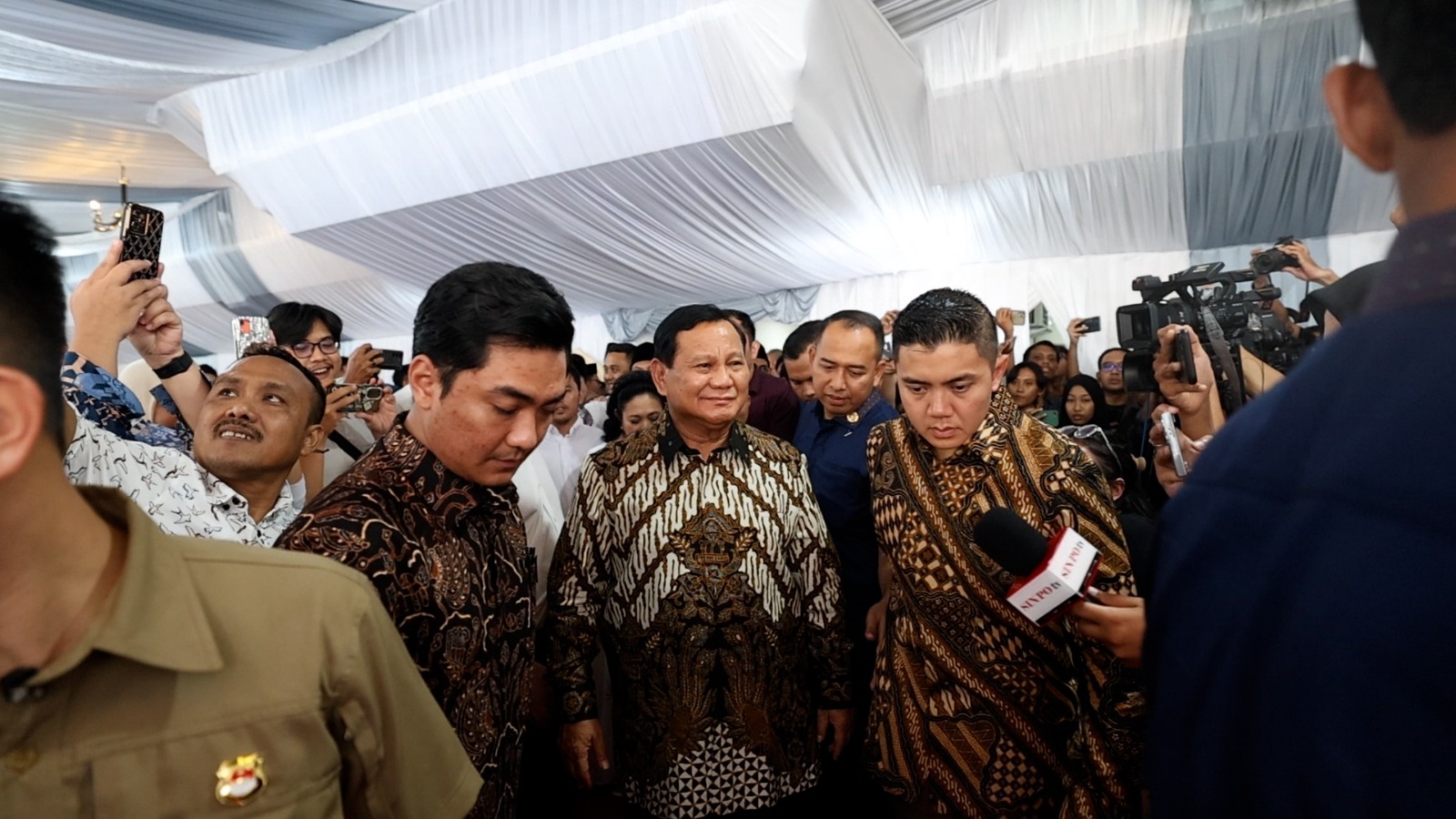 Jurnalis Senior Beberkan Catatan saat Bertemu Prabowo di Rumah ARB: Ikhlas Pangkal Sukses