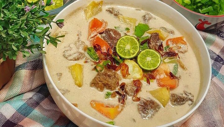 5 Rekomendasi Tempat Makan Soto Betawi di Tangerang yang Terkenal Enak