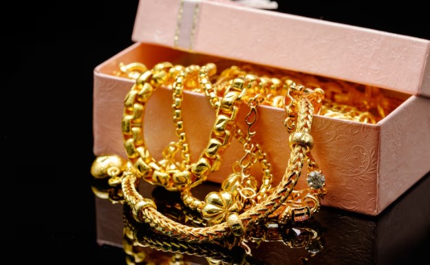 6 Rekomendasi Toko Perhiasan Emas Online yang Terpercaya di Shopee, Koleksinya Mempesona dan Menarik