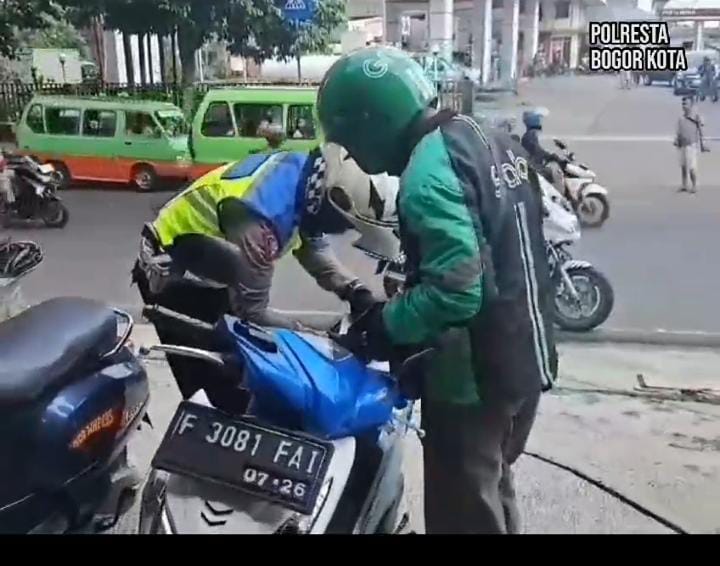 Puluhan Kendaraan Kena Operasi Patroli Hunting di Jalan Suryakencana dan Batutulis