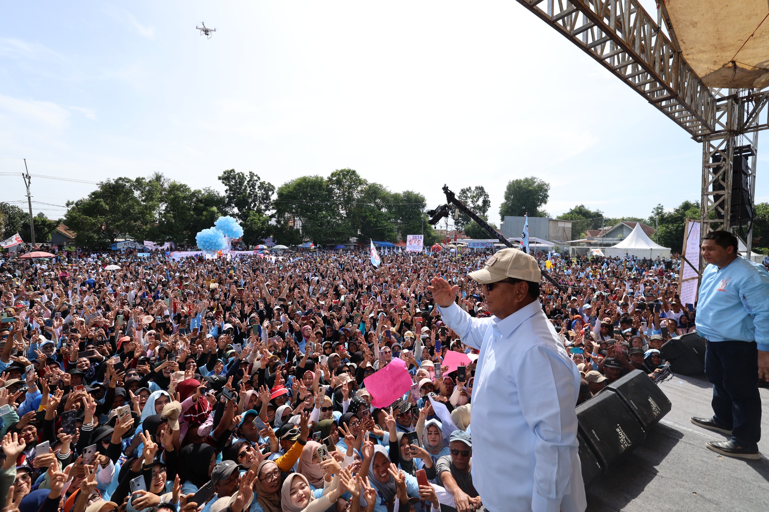 Janji Prabowo ke Masyarakat Majalengka: Saya Akan Lanjutkan Program Pak Jokowi!