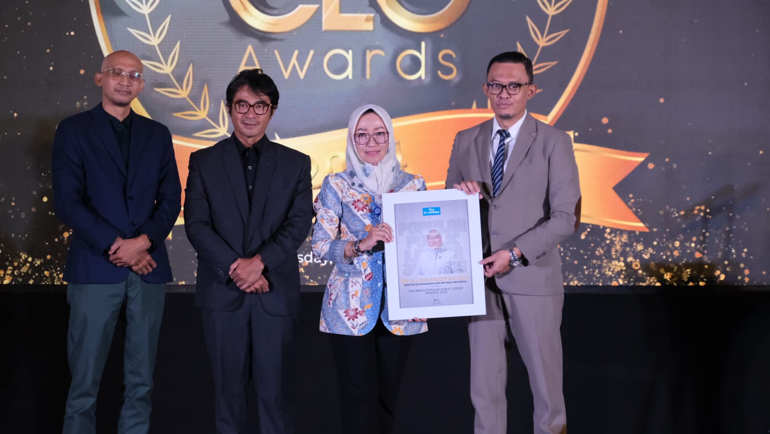 Menaker Ida Fuaziah Sabet Dua Penghargaan dari The Iconomics