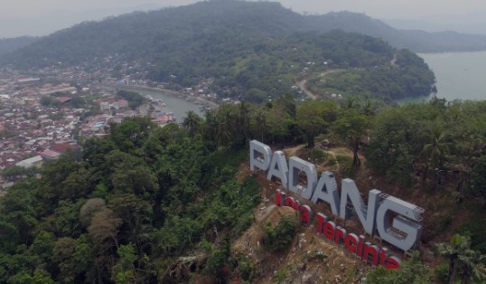 Yuk, Mengenal Lebih Dalam Sejarah dan Kuliner di Kota  Padang Provinsi Sumatera Barat