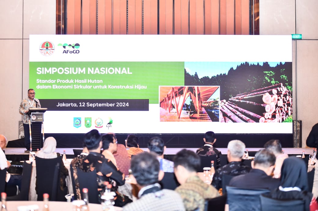 Simposium Nasional Dorong Standar Produk Hasil Hutan untuk Konstruksi Hijau