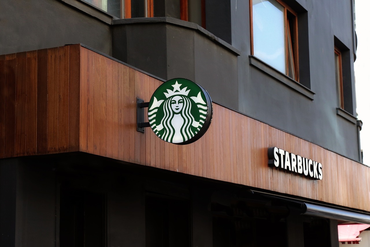 Mengapa Kopi Starbucks Begitu Mahal? Ternyata Inilah Alasannya