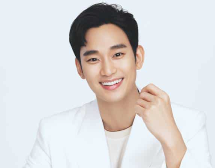 Ini Pesona Kim Soo Hyun yang Ditunjuk Jadi Brand Ambassador Prada