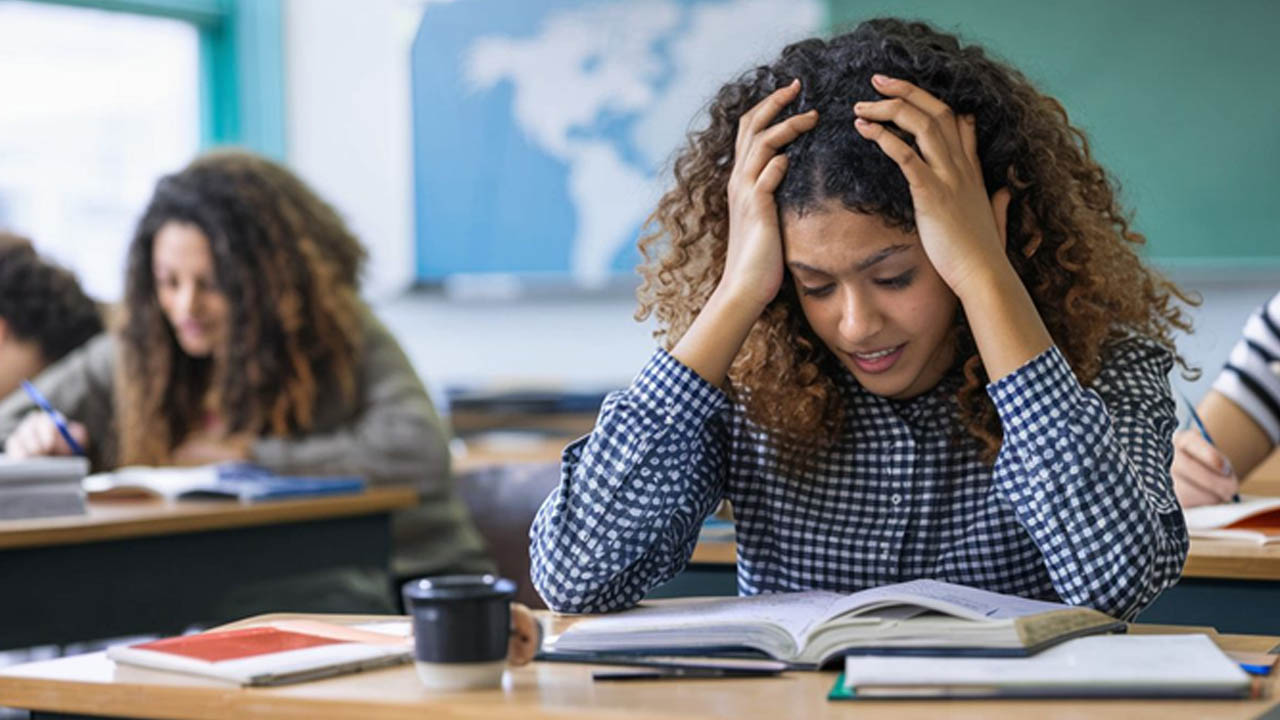 Mengenal Academic Anxiety, Kecemasan Mahasiswa Terhadap Kuliah