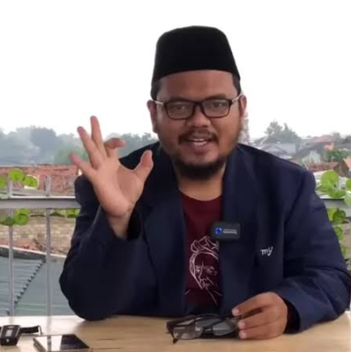 Pendidikan Guru Gembul: Populer Sebut Habib Bahar  bin Smith 'Ulama Gadungan!'