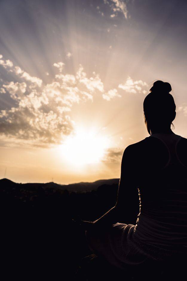 Menguak Sisi Gelap Meditasi Mindfulness yang Jarang Diketahui, Apa Saja Sih?
