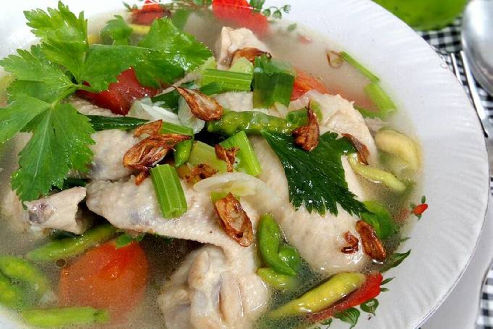 Resep Hari ini : Sop Janda, Cara Mudah Membuat Sup yang Lezat dan Menggoda Selera