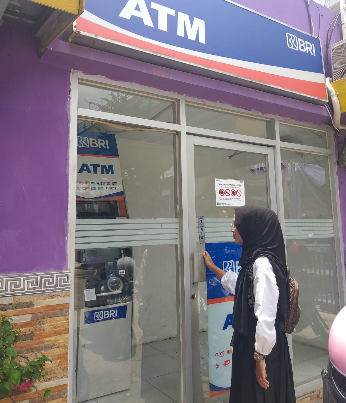 Bayar UKT Bisa Lewat ATM BRI dan BRImo, Mahasiswa Bisa Nikmati Kelebihan dan Keuntungannya