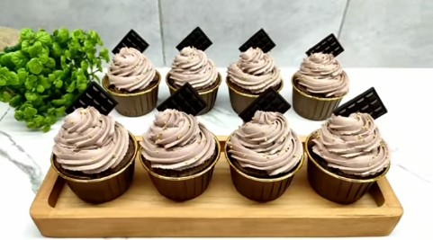 Resep Cupcake Cokelat Mocca: Camilan Manis dengan Sentuhan Kopi yang Menggugah Selera