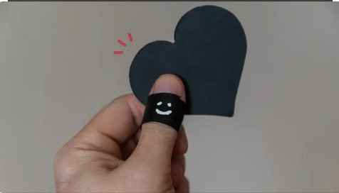 Banyak yang Belum Tahu, Ternyata Ini Arti Emoji Love Warna Hitam di Whatsapp