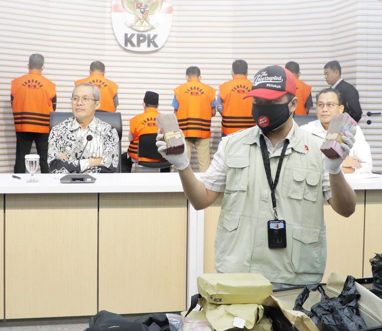 Bupati Labuhanbatu di Sumatera Utara Terjaring OTT KPK Bersama Anggota Dewan 