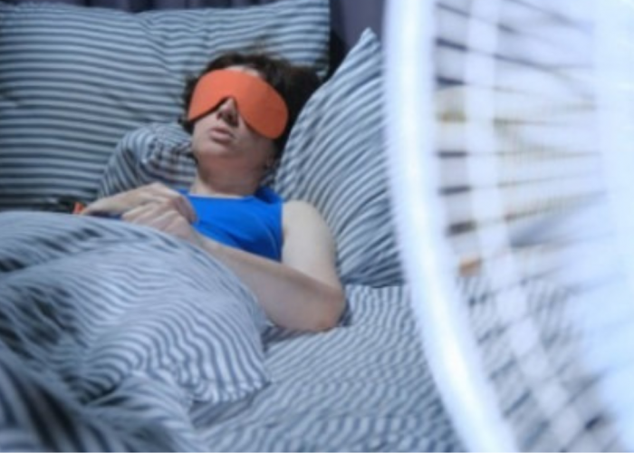 6 Bahaya Tidur dengan Kipas Angin Menyala dan Cara Meminimalisir Risikonya 