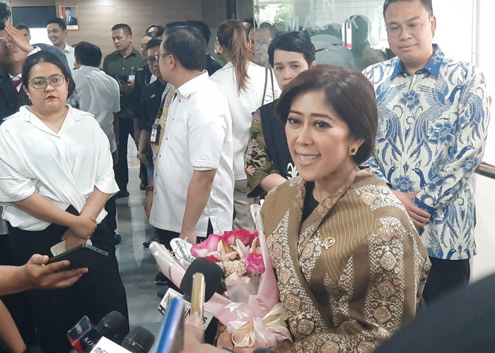 Intip Isi Garasi dan Harta Kekayaan Menteri Komunikasi Digital (Komdigi) Meutya Viada Hafid 