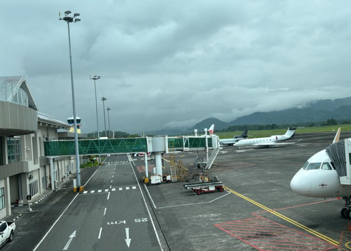 Operasional Bandara Sam Ratulangi di Manado Harus Ditutup Sementara Akibat Bahaya Erupsi Gunung Ruang 
