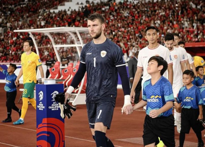 Bikin Merinding! Maarten Paes Man Of The Match dan Atmosfer Luar Biasa di GBK