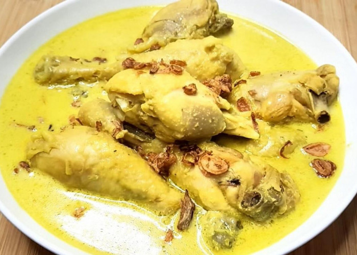 Resep Hari Ini : Cara Mudah Buat Opor Ayam Kuah Kuning yang Lezat dan Gurih