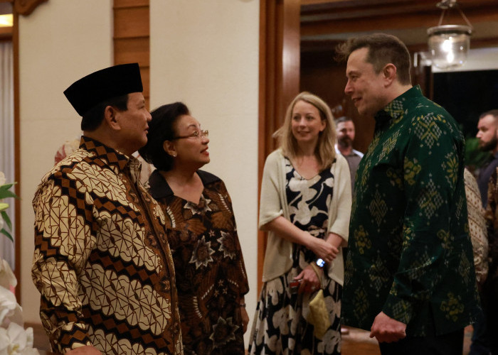 Momen Kehangatan Prabowo dan Elon Musk Bertemu di Bali