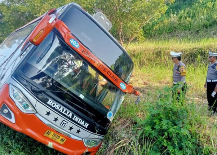 Terungkap, Berikut 7 Identitas Korban Jiwa Rosalia Indah yang Kecelakaan di Tol Batang-Semarang