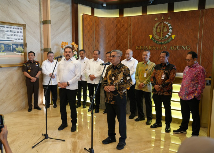 Kejagung dan KPK Bersaing Garap Korupsi, Jaksa Agung: Kami Kerja Sama