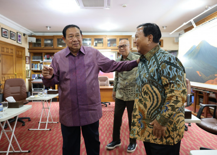 Prabowo Silaturahmi Lebaran ke SBY di Cikeas: Datang ke Senior!